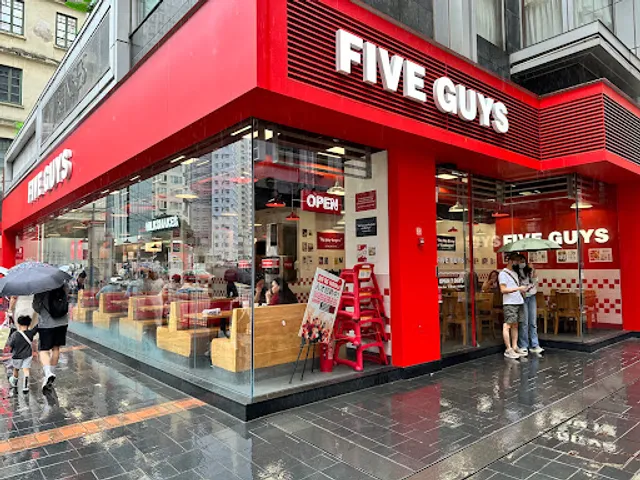 Five Guys Johnston Road