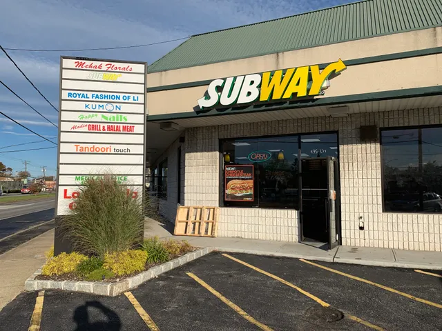 Hicksville Terrace Shopping Ct