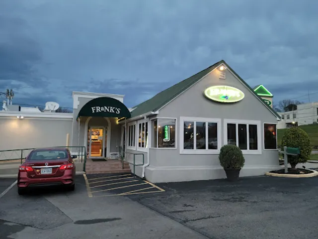 Frank's At Brambleton