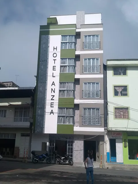 Hotel Anzea