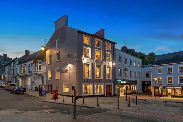 Castle Hotel Haverfordwest