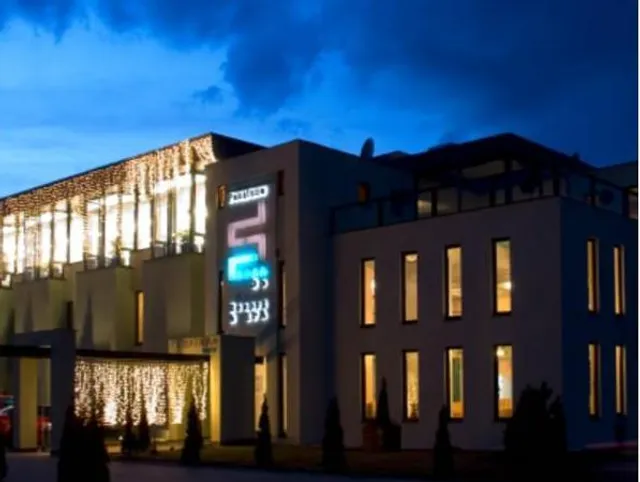 Spa & Ice Resort Hotel