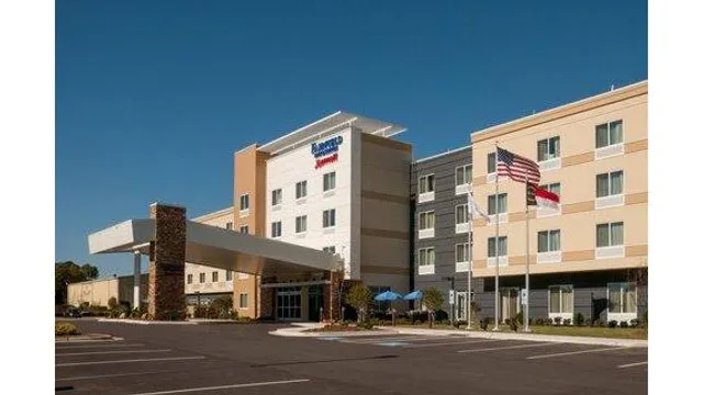 Fairfield by Marriott Inn & Suites Fayetteville North