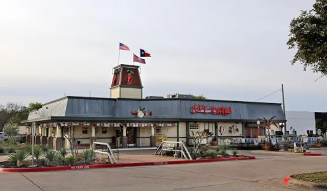 Lupe Tortilla Mexican Restaurant