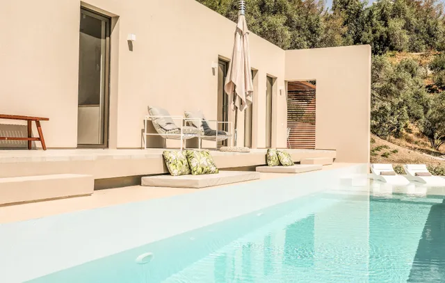 SKIATHOS SYMBOL VILLAS