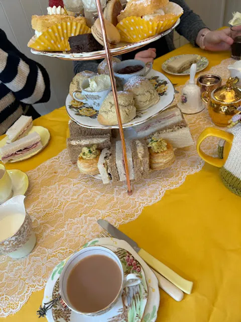 Honeybee House Tearoom