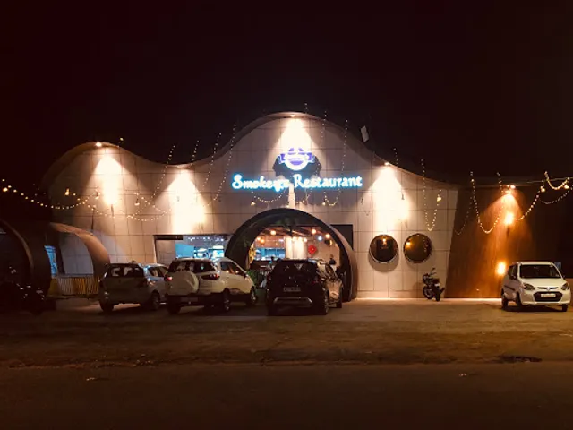 Smokey's Restaurant - CALICUT
