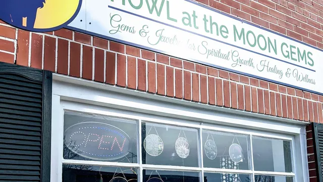 Howl At The Moon Gems