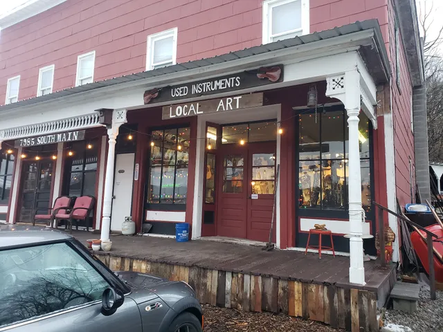 Springwater Music Company and Art Gallery - EMPORIUM