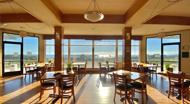 Seaside Restaurant & Bar