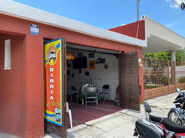 Las Quesabirrias de la Maya