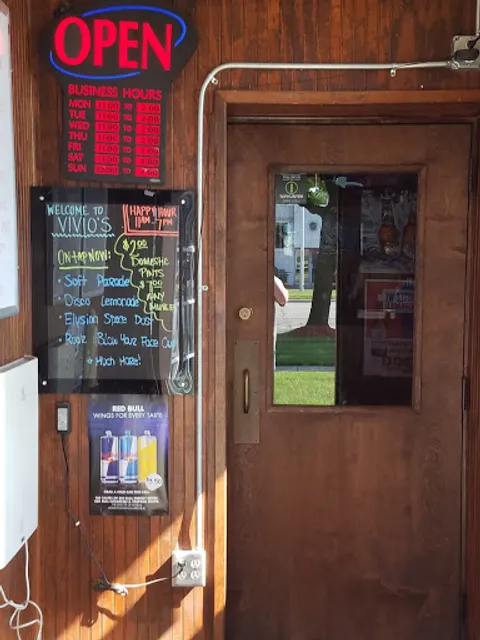 Vivio's II Food & Spirits