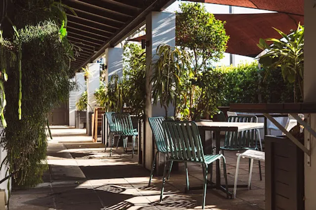 Bricklane Restaurant & Bar