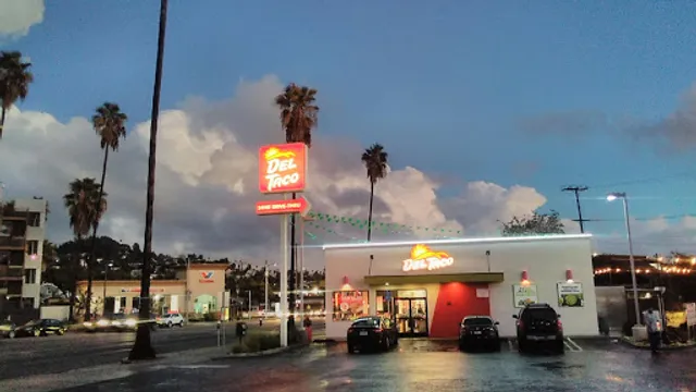 Del Taco