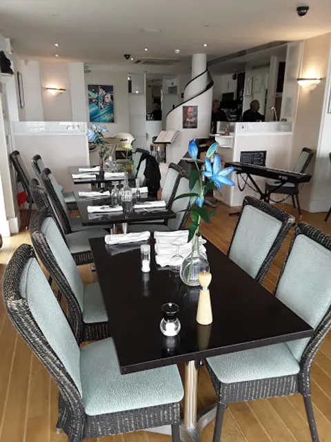 Mushi - The Rex in Ventnor