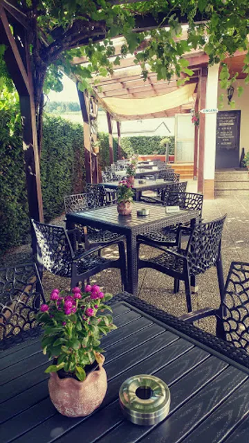 Gutsausschank „Zum Wibbes“