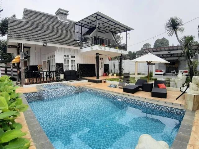 Villa Kota Bunga Little Venice