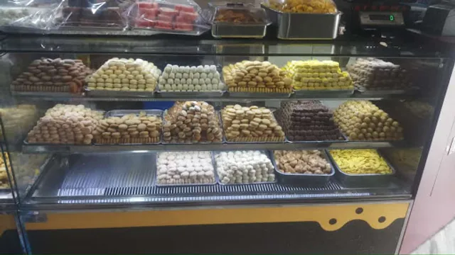 Nellai Sri Kannan Sweets & Bakers