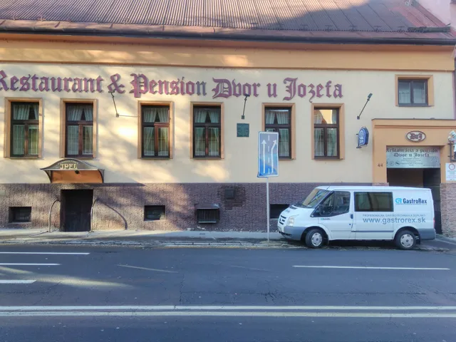 Ing. Miroslav Adamčák - Reštaurácia DVOR U JOZEFA