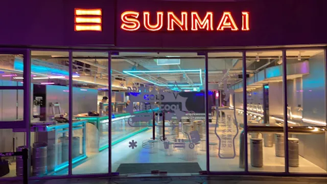 SUNMAI BAR PARK2 店