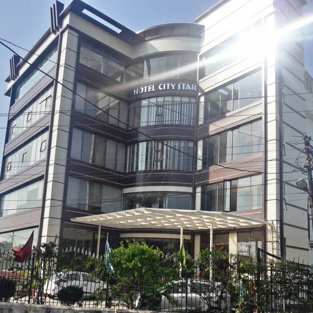 Hotel city star