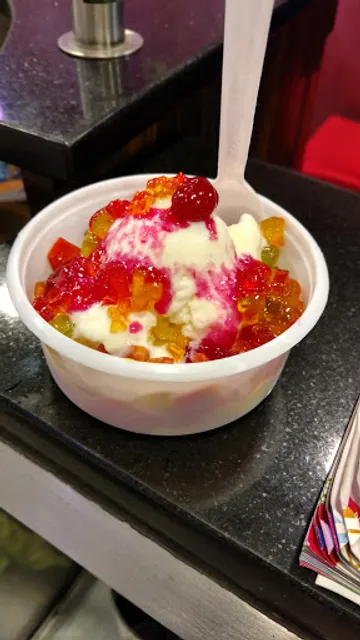 Mandara Ice-Cream Parlor @Sunkadakatte