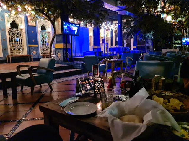 Shisha Cafe Kemang مطعم عربي / شيشة (مطعم ومقهى شيشة)