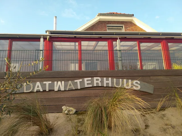 datWaterhuus , am Wasser, Sauna und Kamin, rollstuhlfreundlich unter