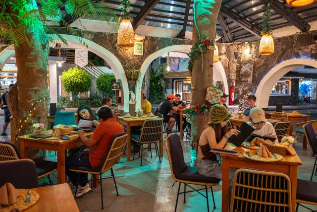 1835 Restaurant & Coffee