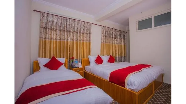 OYO 293 Royal Bouddha Hotel