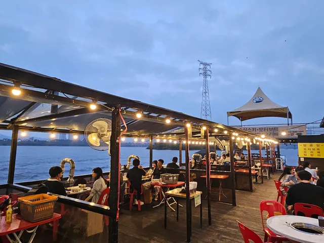 아리수만찬 선상 바베큐