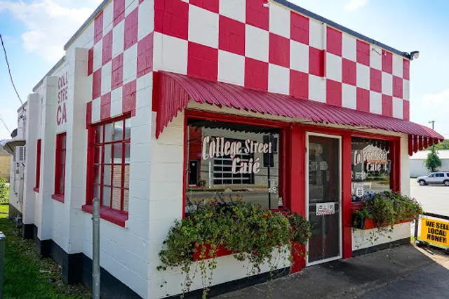 College Street Café