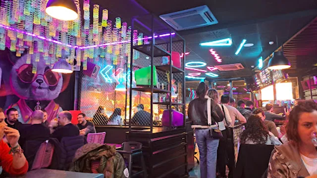 Burger Lab (C.C. Imaginalia).