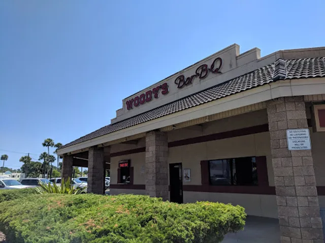 Woody's Bar-B-Q (Holly Hill)