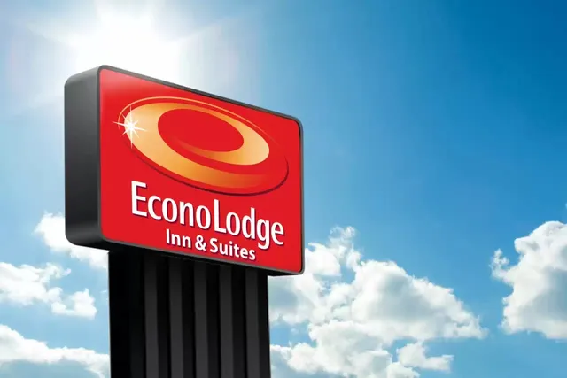 Econo Lodge Inn & Suites Jackpot near Casino