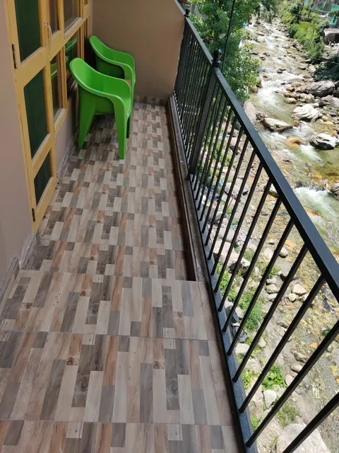 Turquoise lodge & cafe