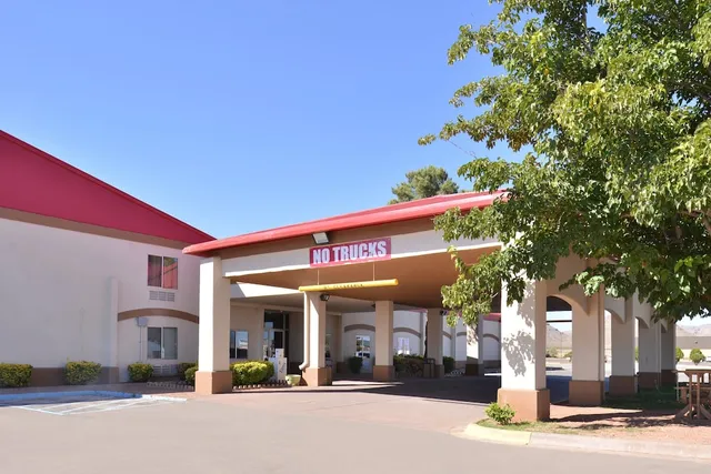 Red Roof Inn Van Horn