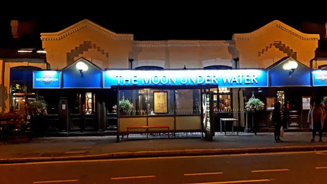 The Moon Under Water - JD Wetherspoon