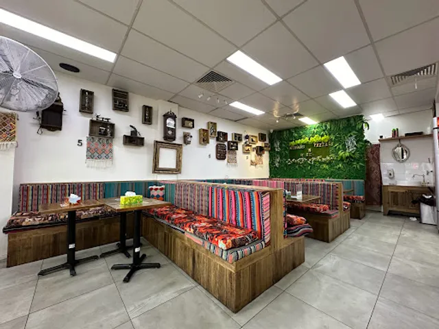 Kebabs & Pizza on Queen