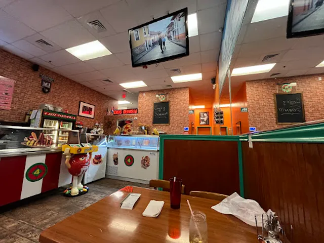 4JJJJ Pizzeria Ice Cream