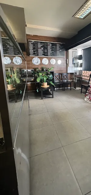 Amani's Pizza & Pasta