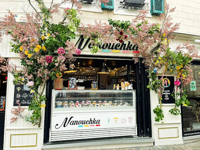 NANOUCHKA