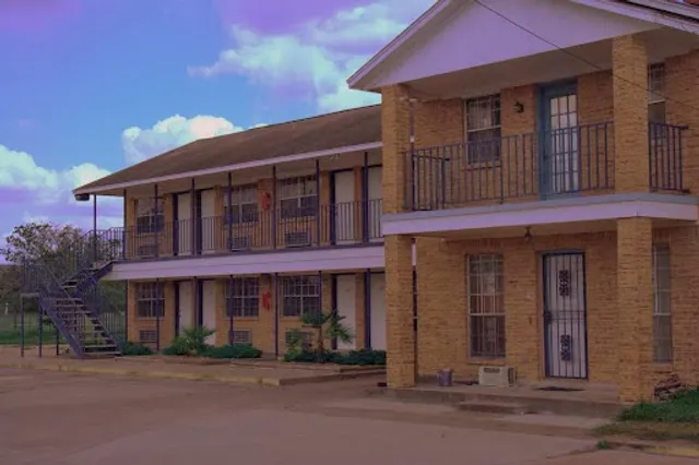 Somerville Inn and Suites