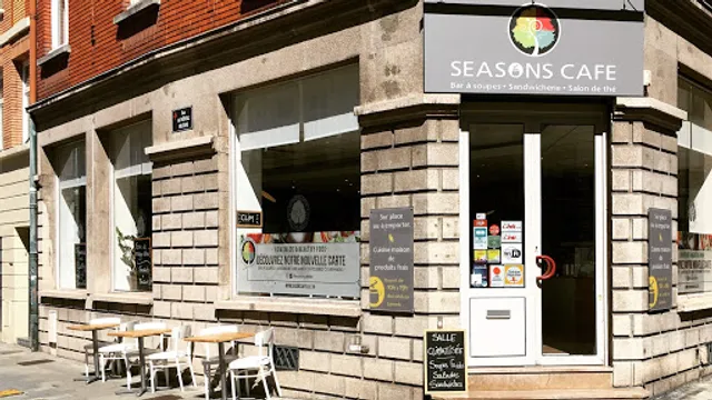 Seasons Café