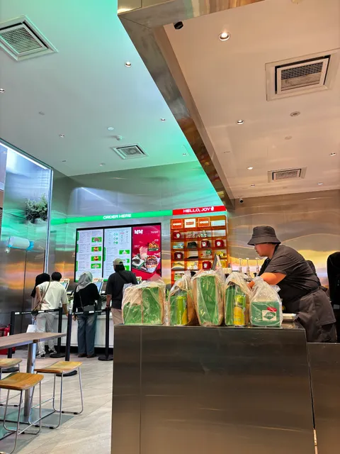 NakNak 낙낙 The Exchange TRX