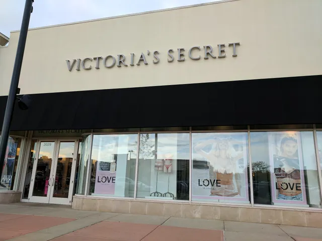 Victoria's Secret & PINK