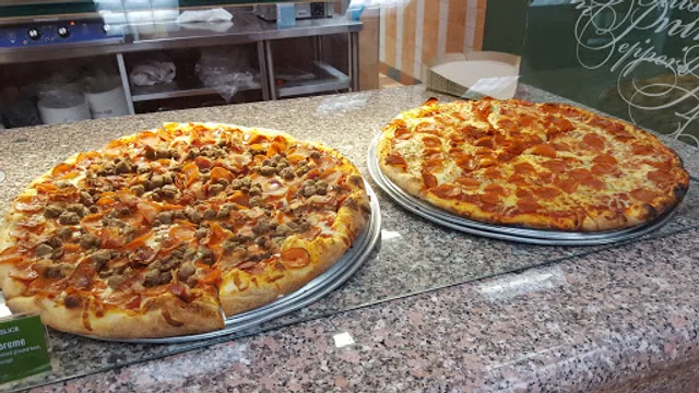 Pizza Nova