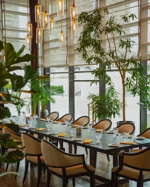 Tribeca Restaurant & Bar