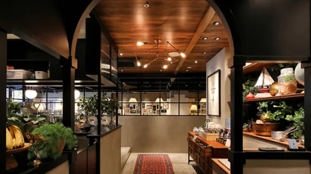 IKARIYA365 Kiln-Baked Kyoto Wheat Pizza & Sommelier-Selected Wine