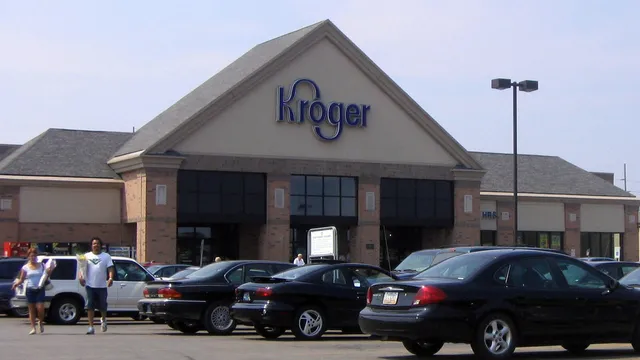 Miracle Mile Shopping Plaza